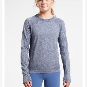 Athleta Heathered Blue Long Sleeve Tee